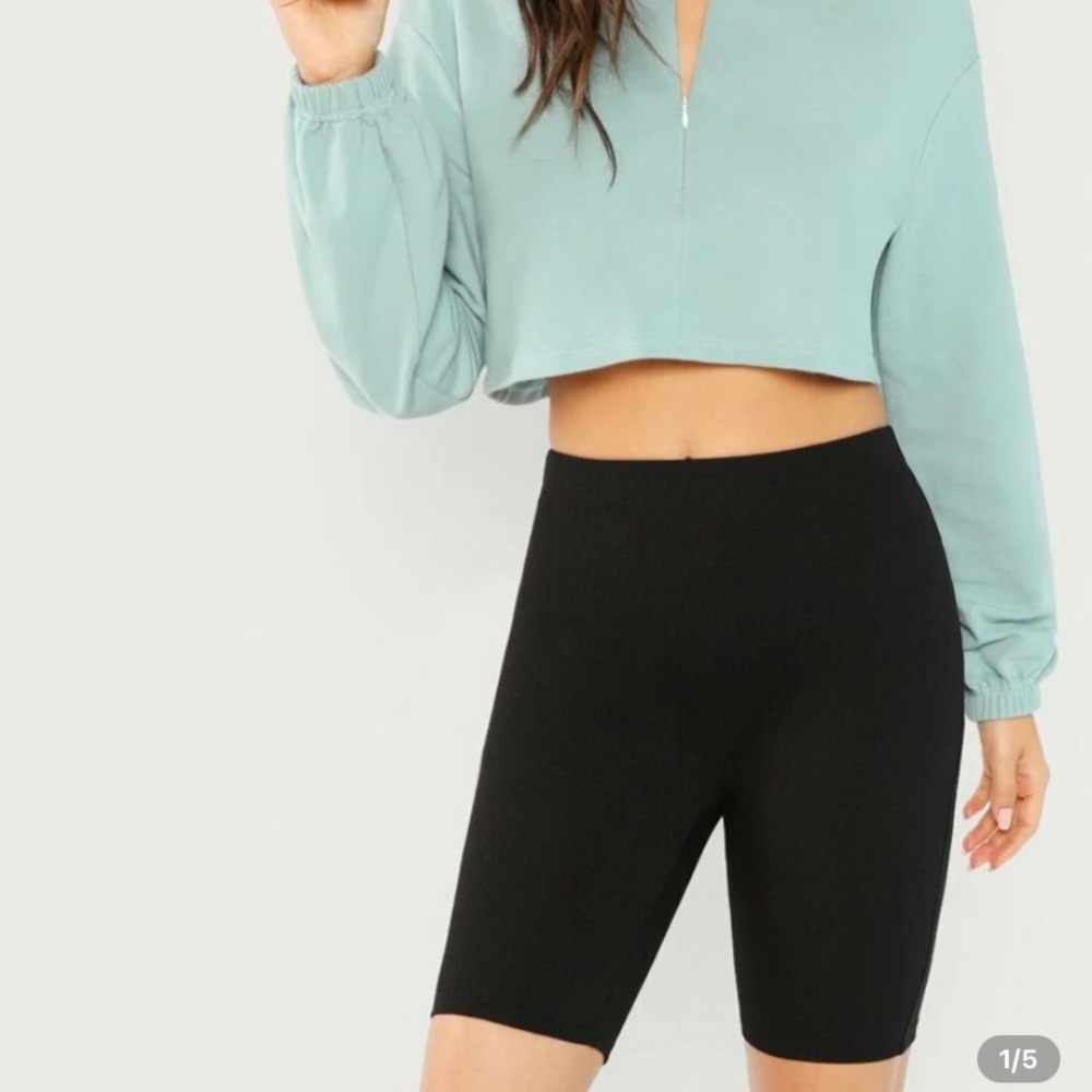 Ribbed Black Bike Shorts!